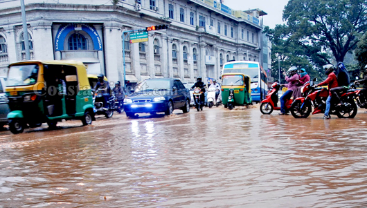 MG Road Rain 16