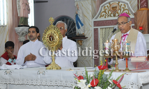 Holy_Cross_Church_12