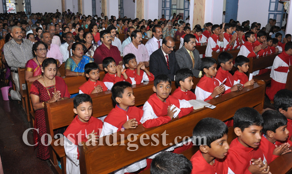 Holy_Cross_Church_13