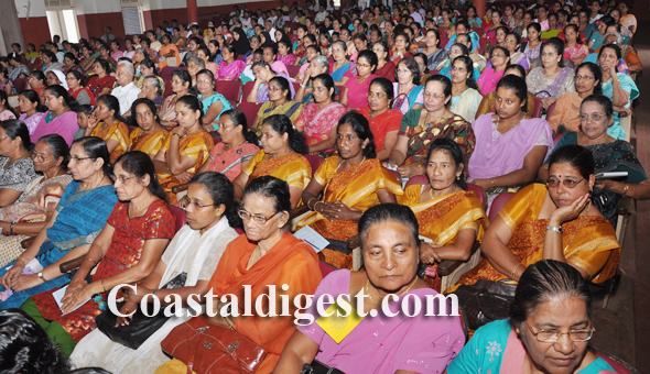 Mangalore_Women__3