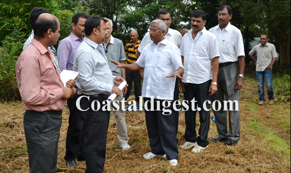 lobo_visit_kadri_park_1_1