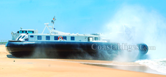 hovecraft at Mlore 22 1