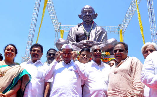 gandhistatue