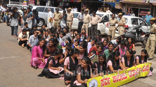 yettinaholestudent 4