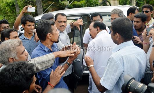 Moily Prgm protest 1