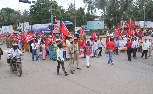 cpim protest 14 1