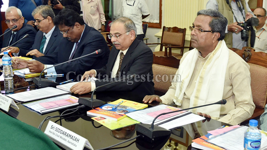 Siddu in bankers meet 1