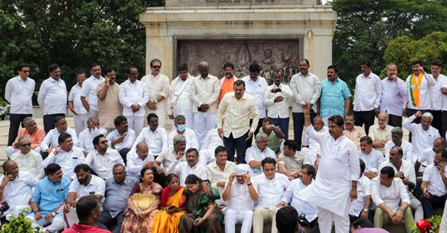 protest.jpg protest.jpg