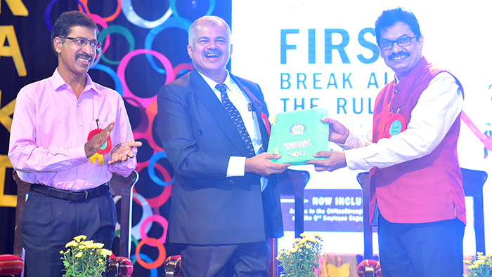 Memento to Dr Ronald.JPG