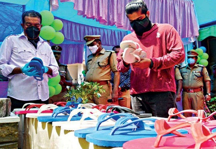 jailfootwear.jpg jailfootwear.jpg