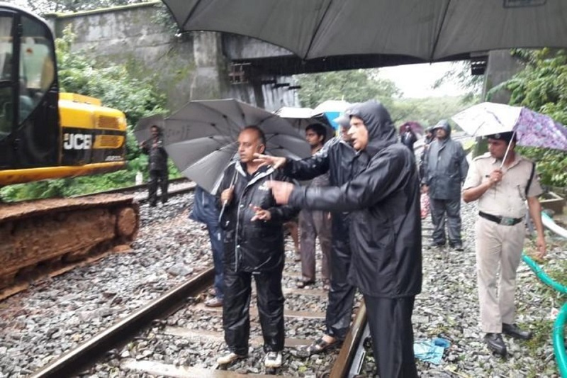 railway-landslide.jpg railway-landslide.jpg