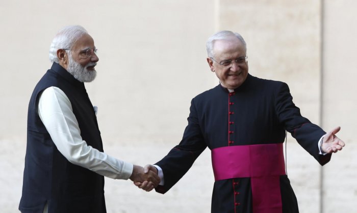 vaticanmodi.jpg vaticanmodi.jpg