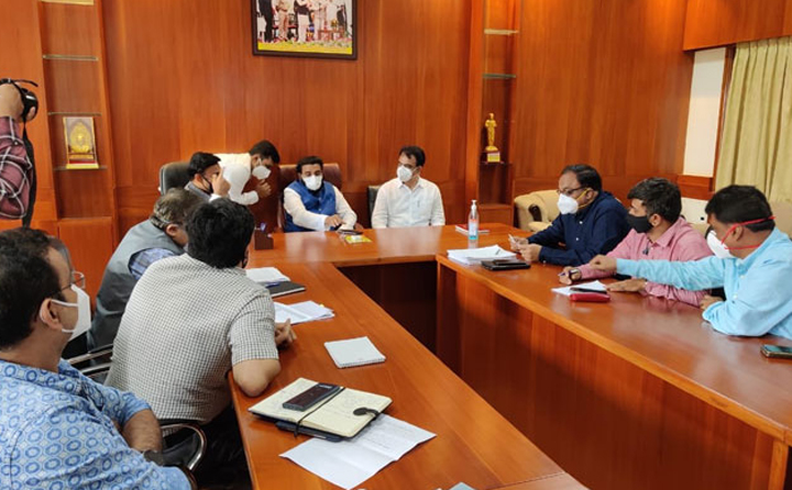 doctors.jpg doctors.jpg